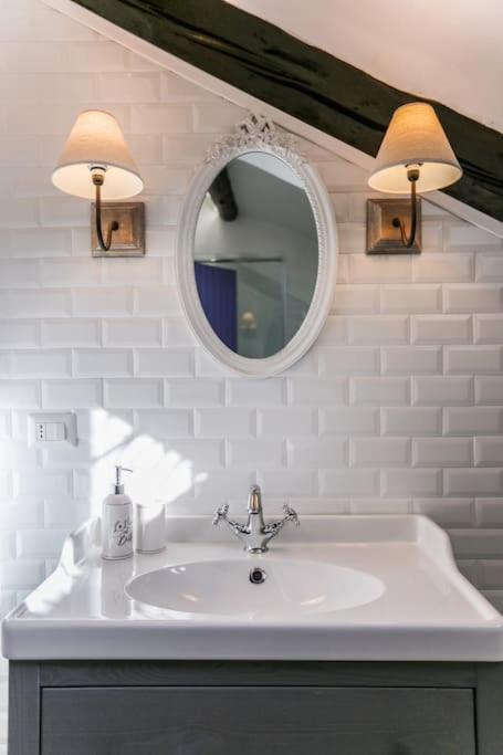 Shabby Chic Attic In Milán